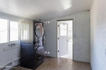 1041 Fairmont Dr, Tempe, AZ 85282