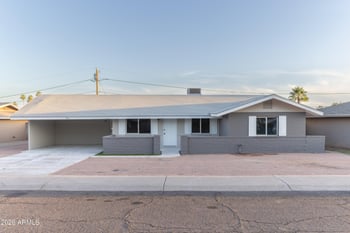 1041 Fairmont Dr, Tempe, AZ 85282