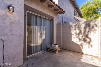 1041 N Granite Reef Rd, Scottsdale, AZ 85257