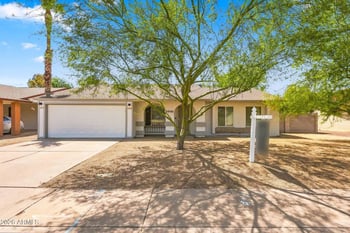 1041 W Kilarea Ave, Mesa, AZ 85210