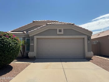 1041 Saragosa St, Chandler, AZ 85224