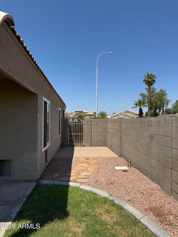 1041 Saragosa St, Chandler, AZ 85224