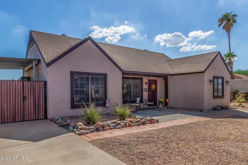 1041 Wickieup Ln, Phoenix, AZ 85024