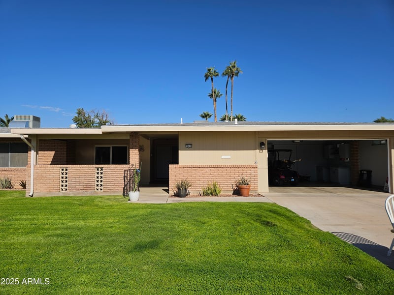 10410 Audrey Dr, Sun City, AZ 85351