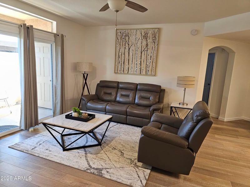 10410 N Cave Creek Rd #1008, Phoenix, AZ 85020