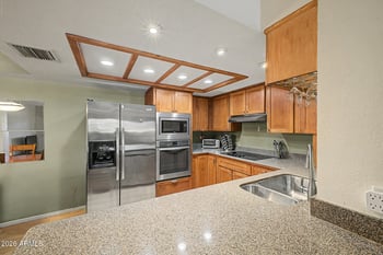 10410 N Cave Creek Rd #1027, Phoenix, AZ 85020