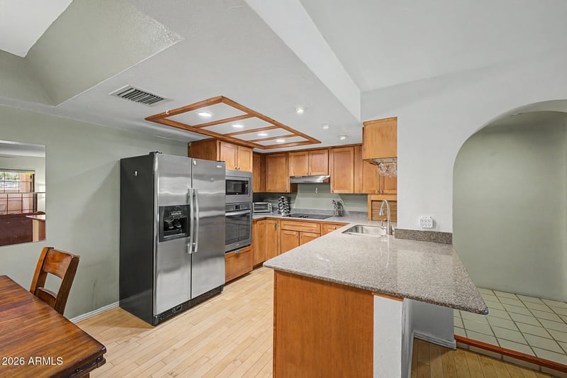 10410 N Cave Creek Rd #1027, Phoenix, AZ 85020