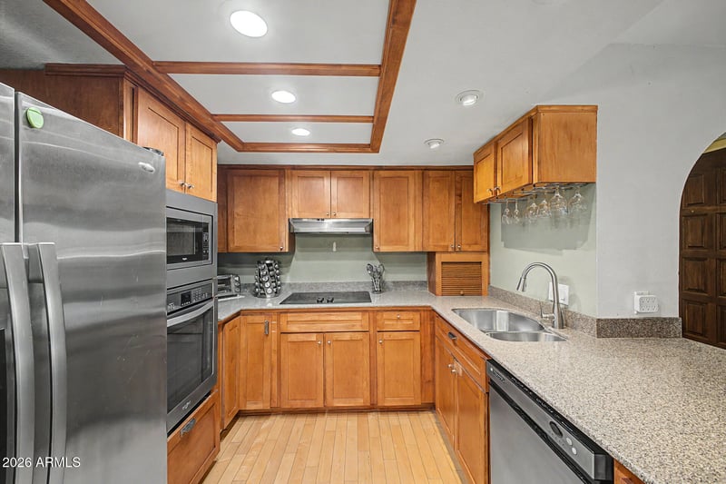 10410 N Cave Creek Rd #1027, Phoenix, AZ 85020