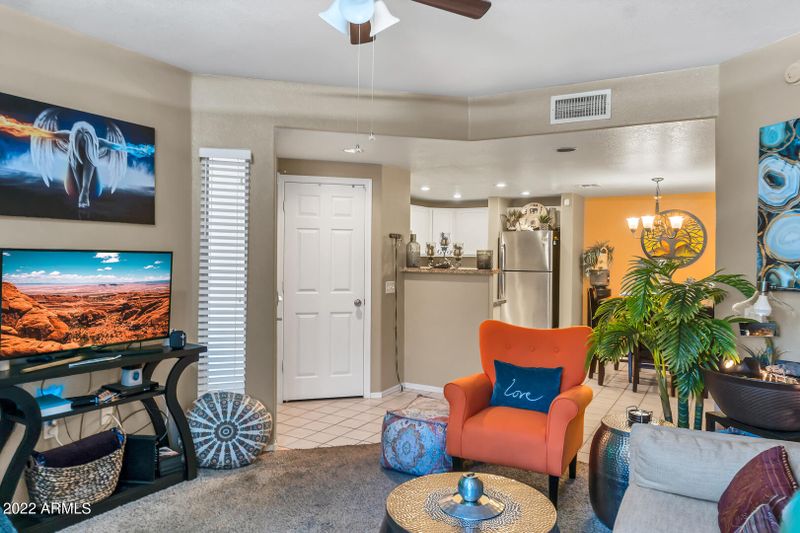 10410 N Cave Creek Rd #1107, Phoenix, AZ 85020