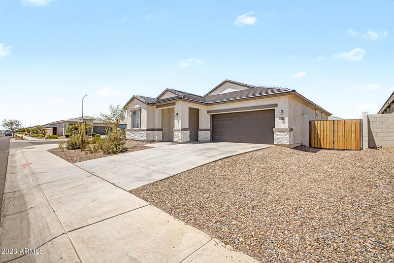 10410 W Sonrisas St, Tolleson, AZ 85353