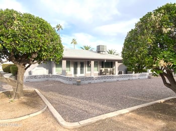 10411 Cameo Dr, Sun City, AZ 85351