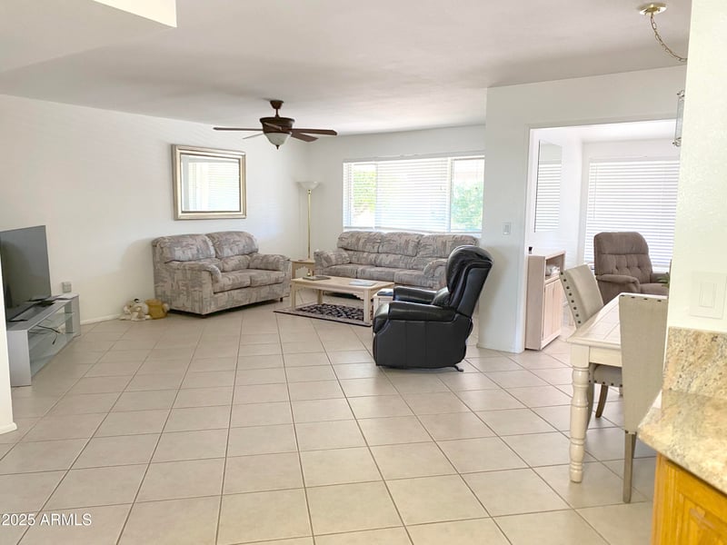 10411 Cameo Dr, Sun City, AZ 85351