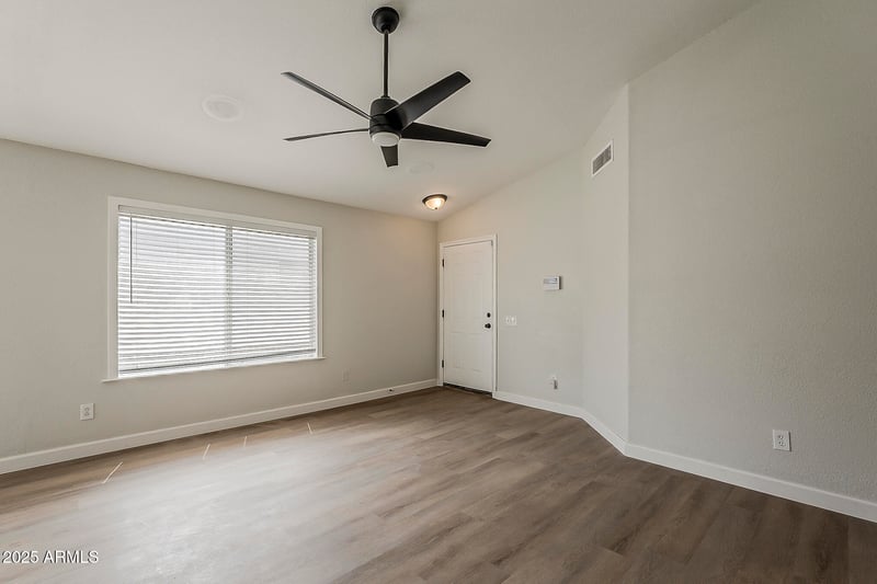 10412 Reade Ave, Glendale, AZ 85307