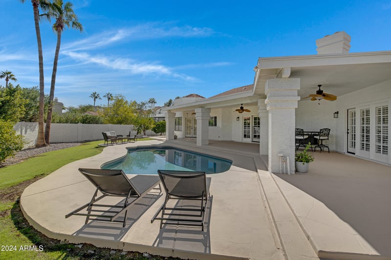 10413 N 44th St, Phoenix, AZ 85028
