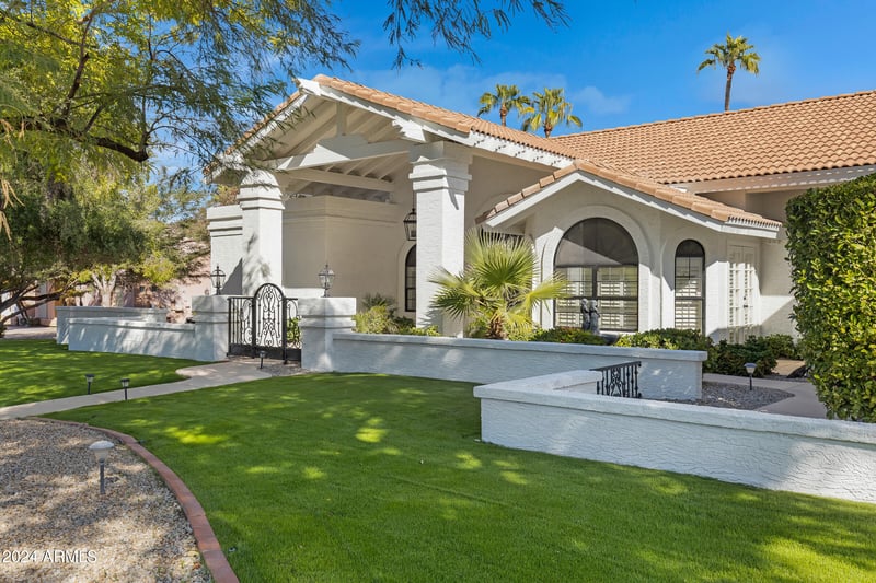 10413 N 44th St, Phoenix, AZ 85028