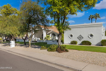 10413 N 44th St, Phoenix, AZ 85028