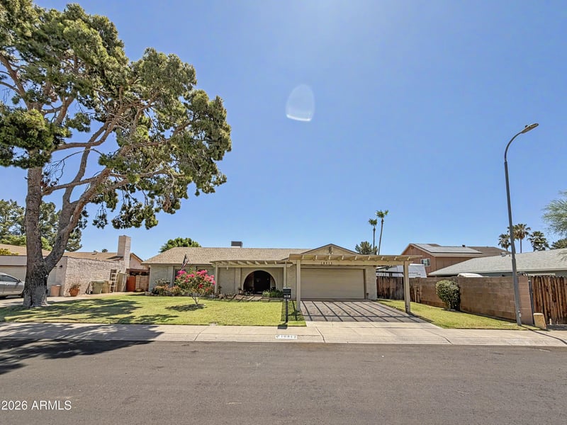 10413 N 46th Ave, Glendale, AZ 85302