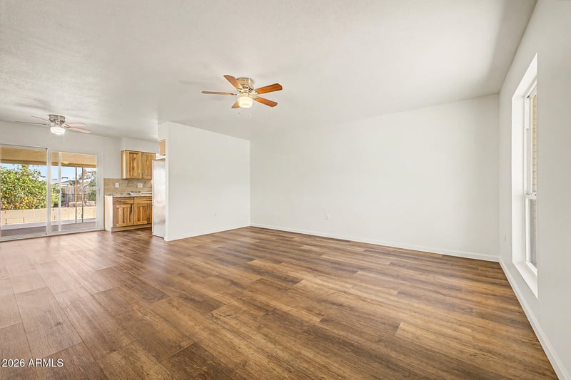 10413 Mission Ln, Sun City, AZ 85351