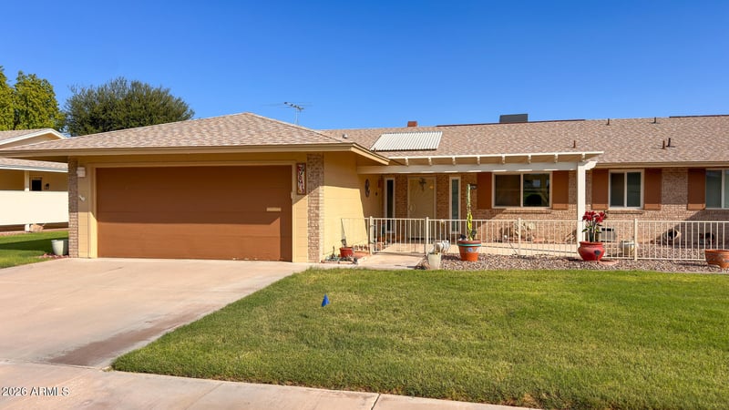 10413 W Prairie Hills Cir, Sun City, AZ 85351