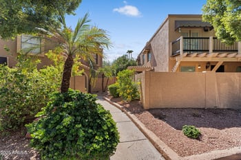 10414 10th St #1, Phoenix, AZ 85020