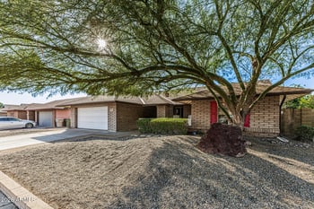 10414 64th Ave, Glendale, AZ 85302