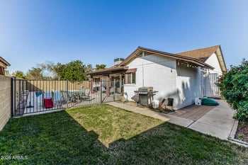 10414 64th Ave, Glendale, AZ 85302