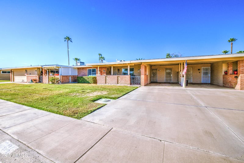 10414 Audrey Dr, Sun City, AZ 85351