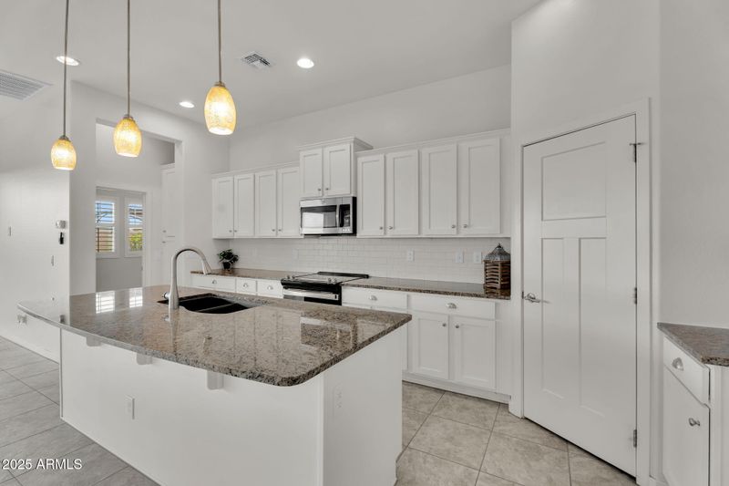 10414 E Monterey Ave, Mesa, AZ 85209