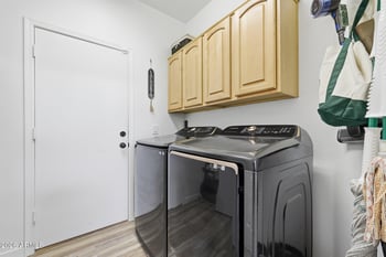 10414 W Daley Ln, Peoria, AZ 85383