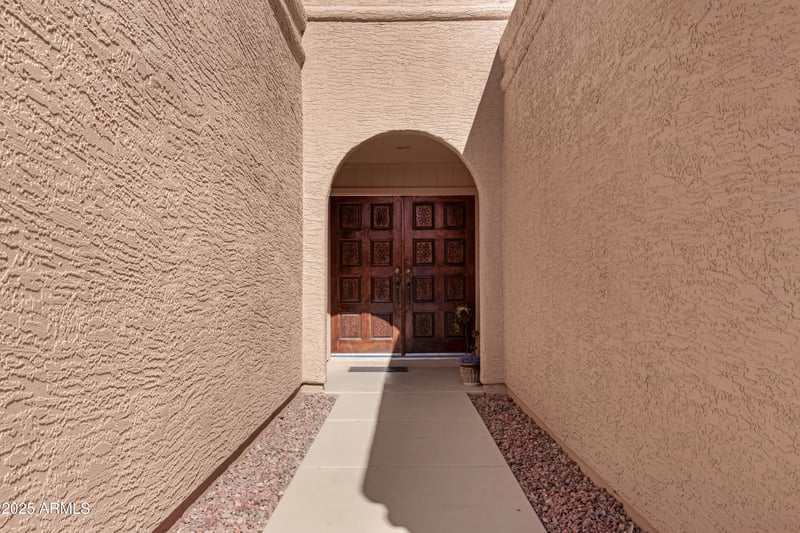 10414 Watford Way, Sun Lakes, AZ 85248
