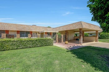 10415 Camelot Cir, Sun City, AZ 85351