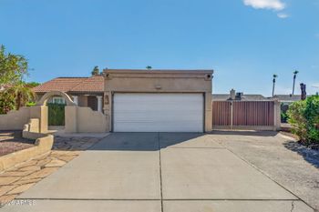 10415 N 63rd Dr, Glendale, AZ 85302