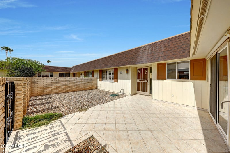 10416 Prairie Hills Cir, Sun City, AZ 85351