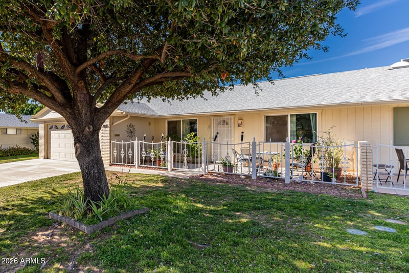 10416 Bright Angel Cir, Sun City, AZ 85351