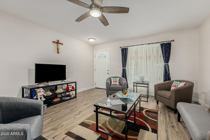10416 Bright Angel Cir, Sun City, AZ 85351