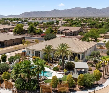 10417 180th Dr, Waddell, AZ 85355