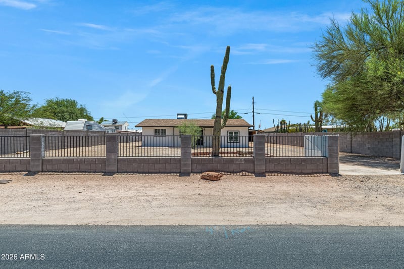 10417 Boulder Dr, Apache Junction, AZ 85120