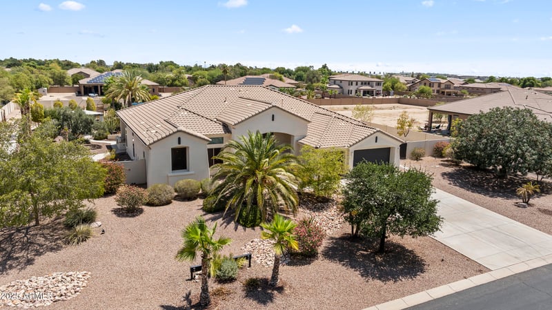 10417 N 180th Dr, Waddell, AZ 85355