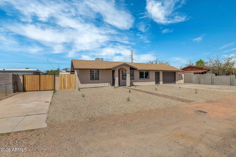 10418 E Albany St, Apache Junction, AZ 85120