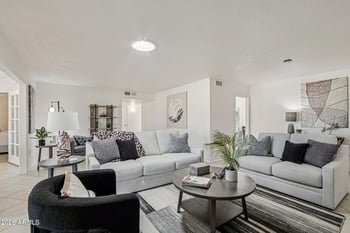 10418 Prairie Hills Cir, Sun City, AZ 85351