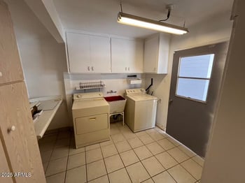 10419 Snead Dr, Sun, AZ 85351