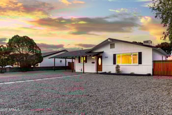 1042 9th Pl, Mesa, AZ 85201