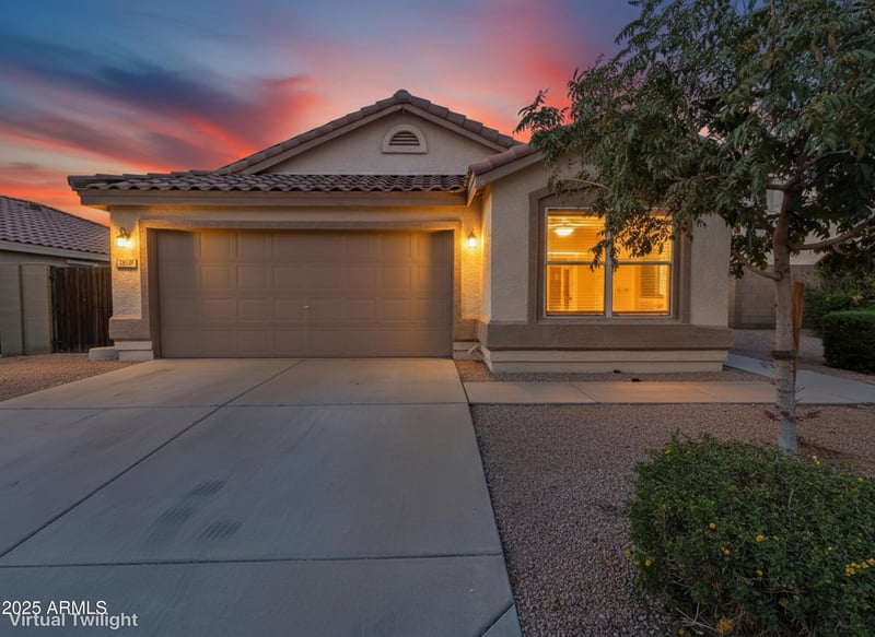 1042 Clancy Cir, Mesa, AZ 85208