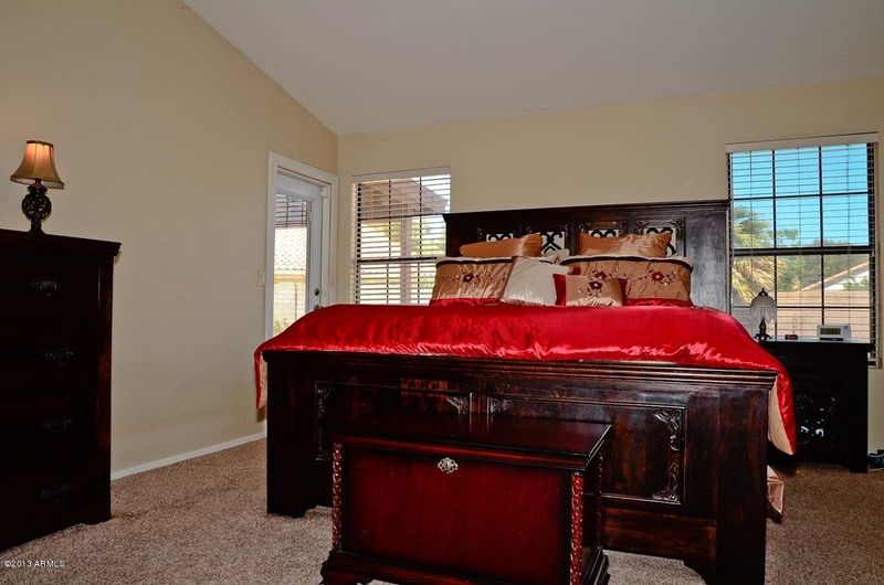 1042 E Encinas Ave, Gilbert, AZ 85234