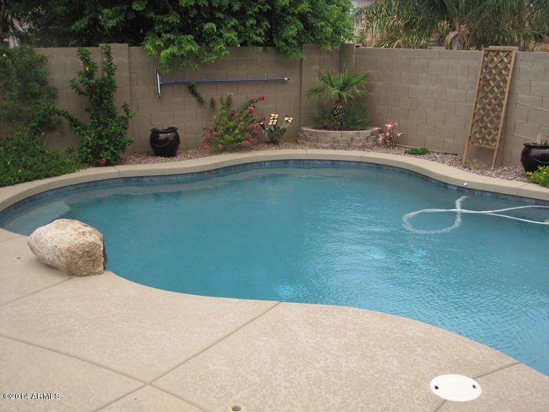 1042 E Mayfield Dr, San Tan Valley, AZ 85143