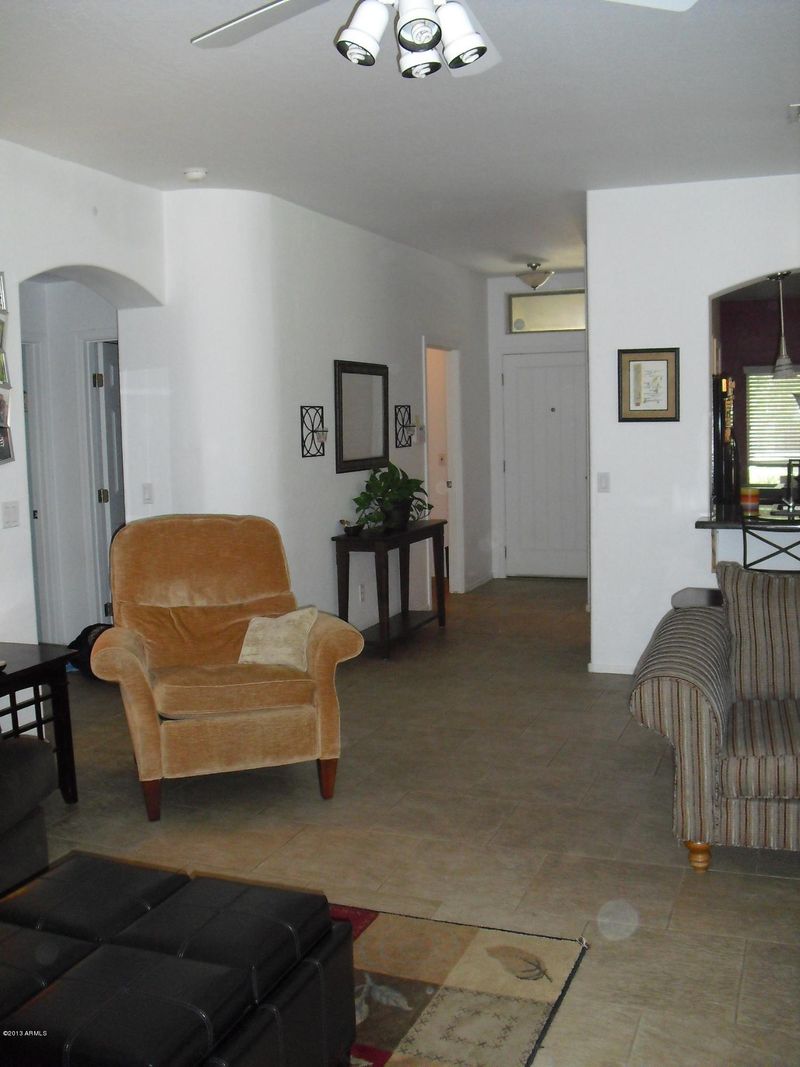 1042 E Susan Ln, Tempe, AZ 85288