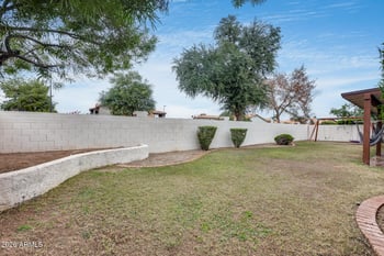 1042 Newport Beach Dr, Gilbert, AZ 85233