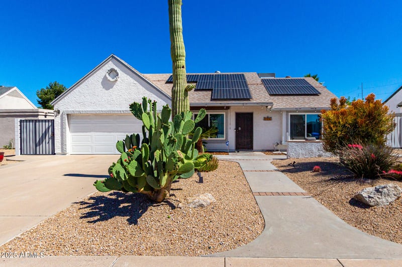 1042 Utopia Rd, Phoenix, AZ 85024