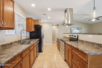 10420 Devonshire Ave, Phoenix, AZ 85037