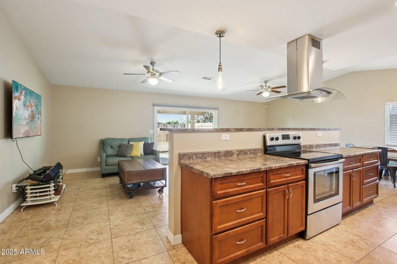 10420 Devonshire Ave, Phoenix, AZ 85037